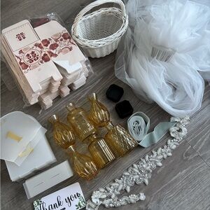 Wedding Items and Decor